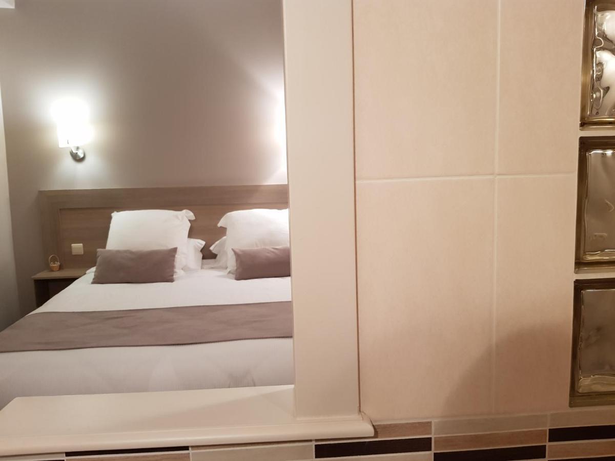 Hostellerie D'Heloise Logis Клюні Екстер'єр фото