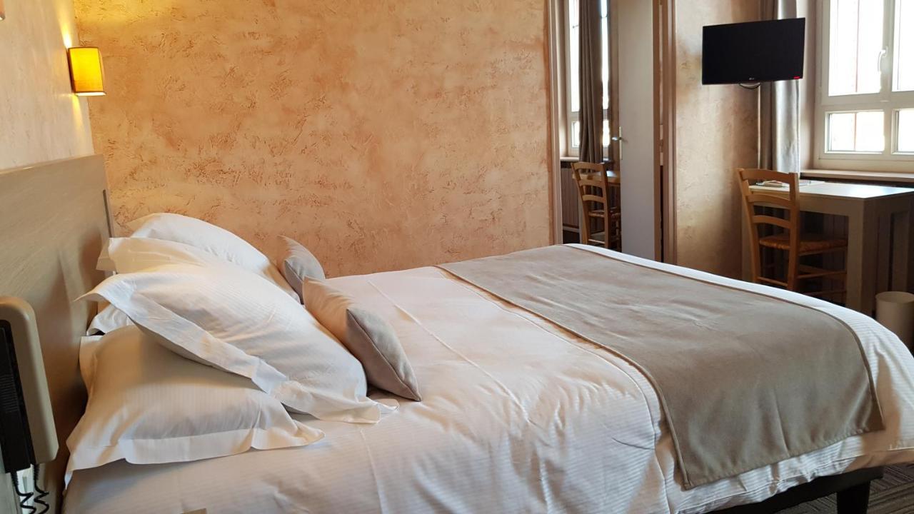 Hostellerie D'Heloise Logis Клюні Екстер'єр фото